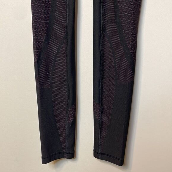 Lululemon Mapped Out High Rise Tight 28" Size 6 - Picture 5 of 8
